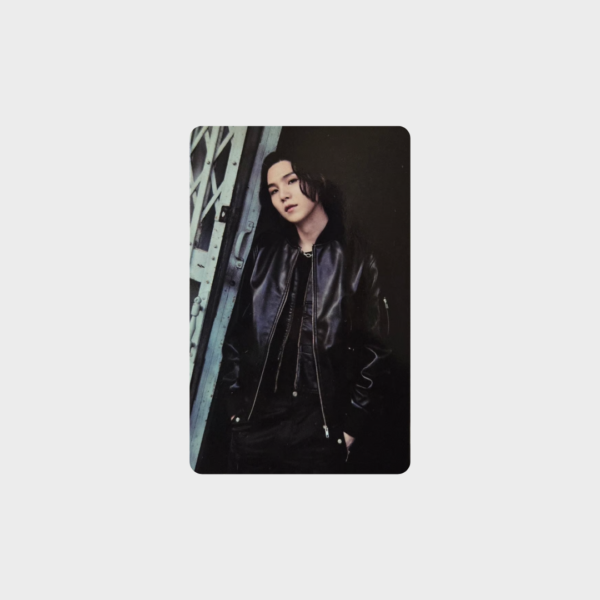 SUGA - D-DAY WEVERSE PHOTOCARD (B)